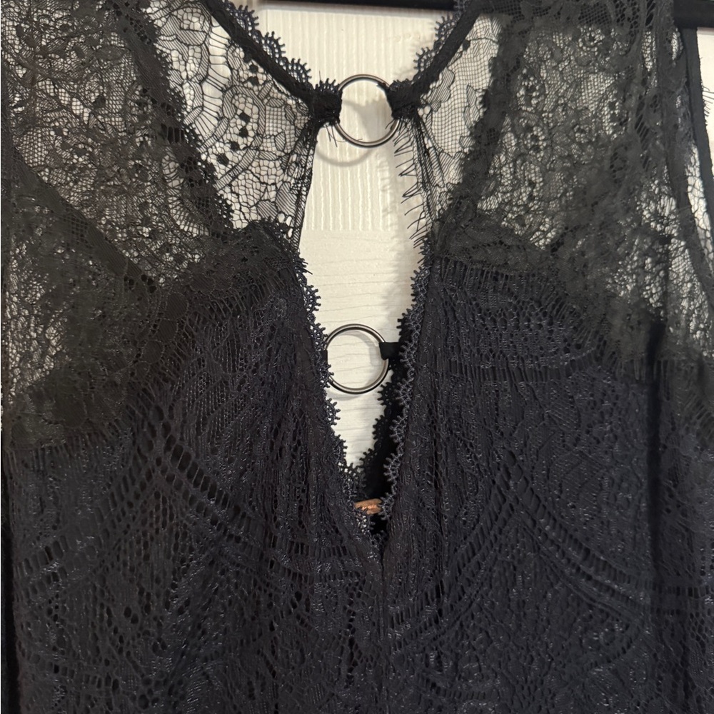 Black/Blue Lace Dress - Picture 2 of 3
